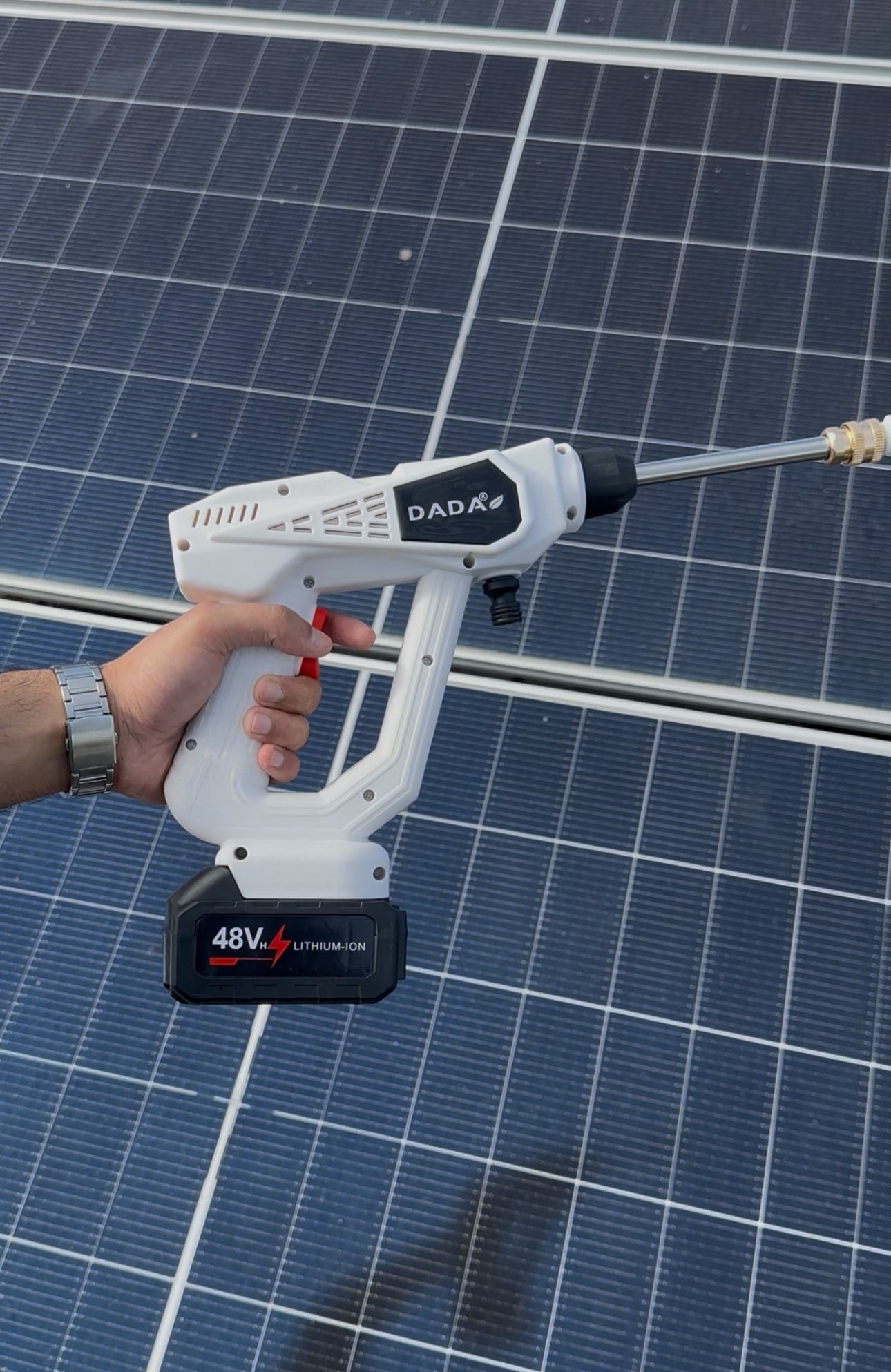 Rechargeable Pressure Washer