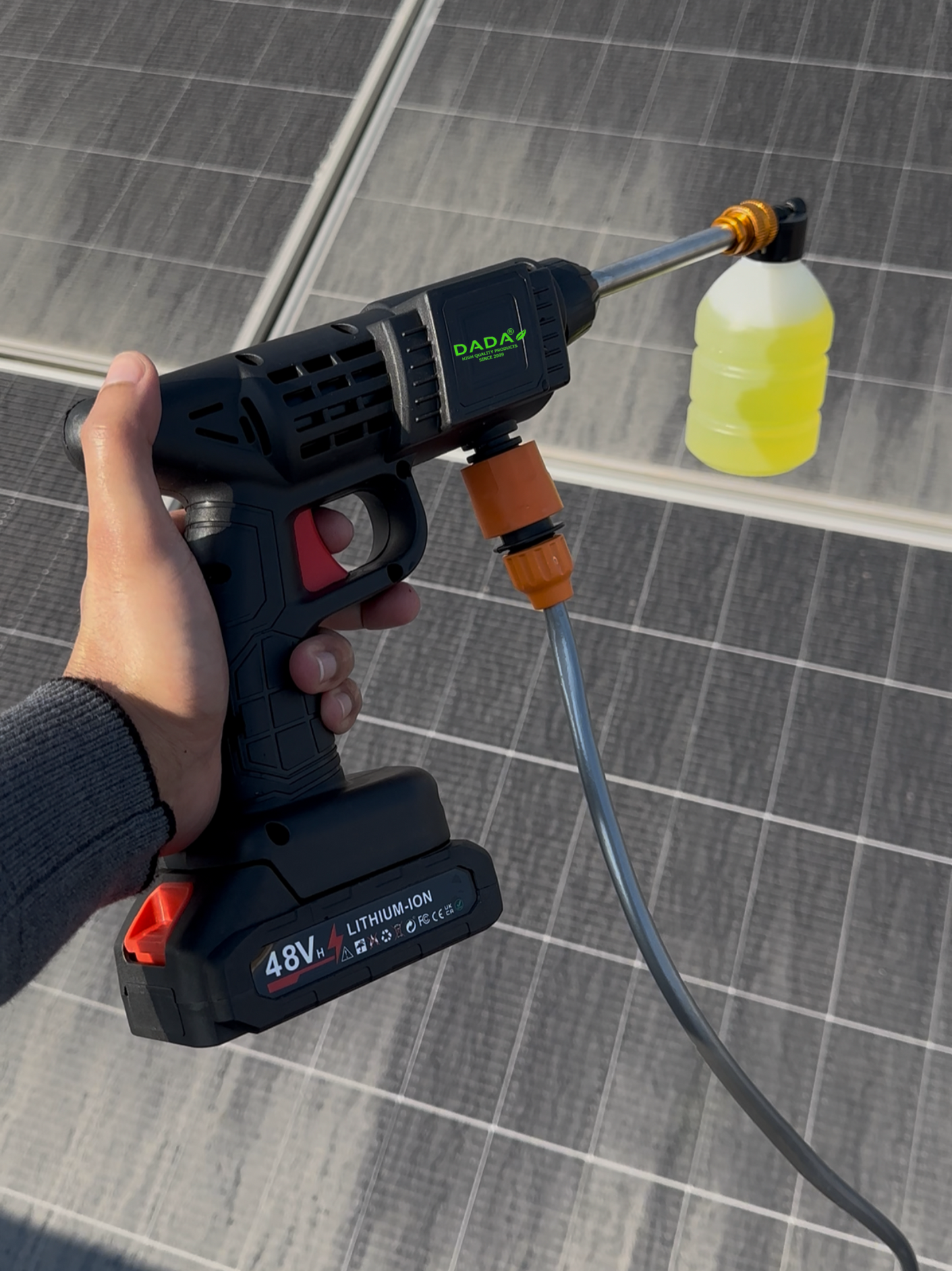 Rechargeable Pressure Washer